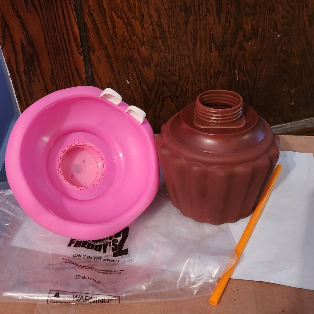 AMC Exclusive Five Nights at Freddy's2 FNAF 3D Drink Bottle Pink Cup CupCake - Picture 4 of 7